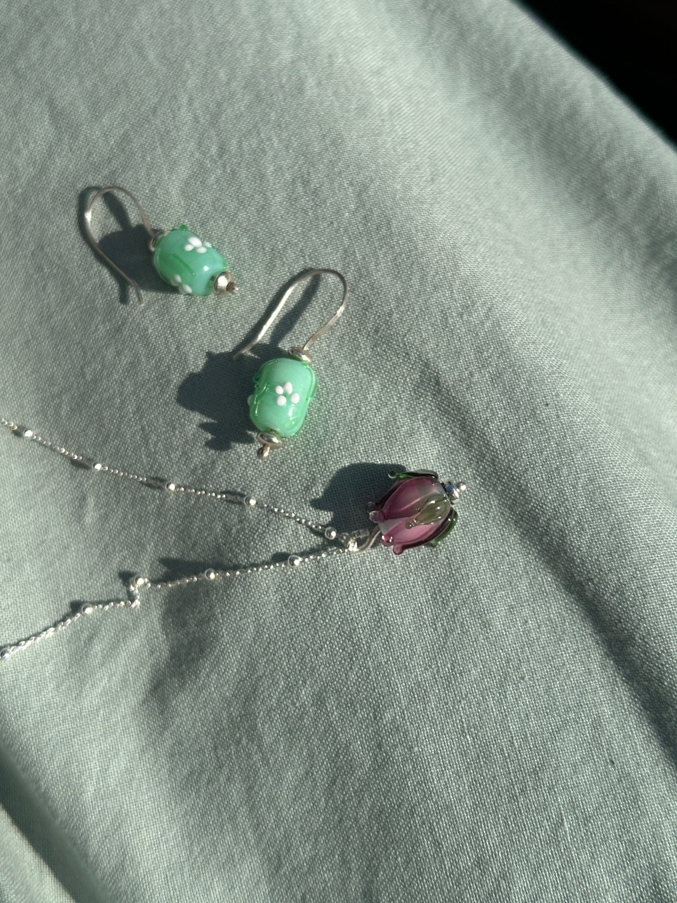 rosebud necklace